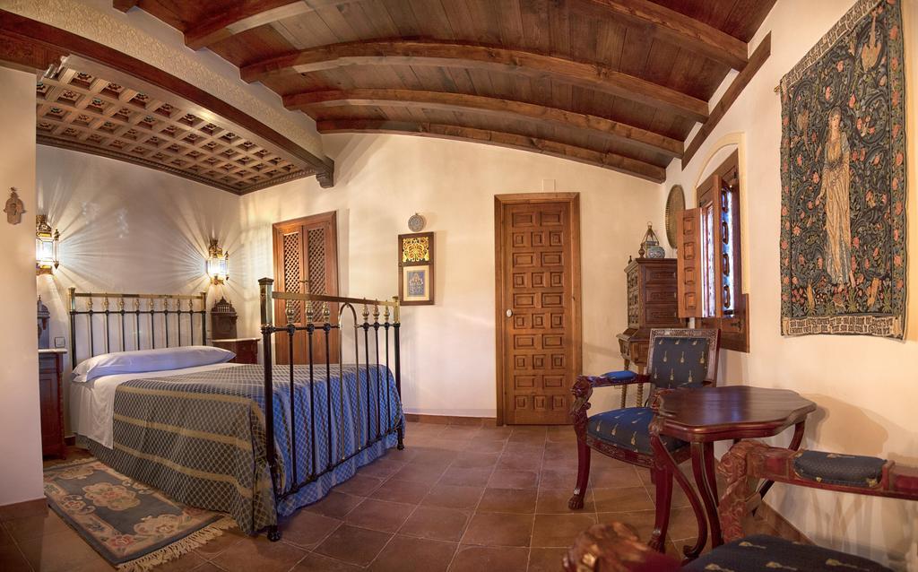 Hospederia Casa de La Torre Hostal El Toboso Habitación foto