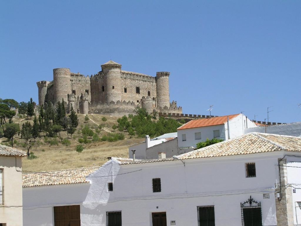 Hospederia Casa de La Torre Hostal El Toboso Exterior foto
